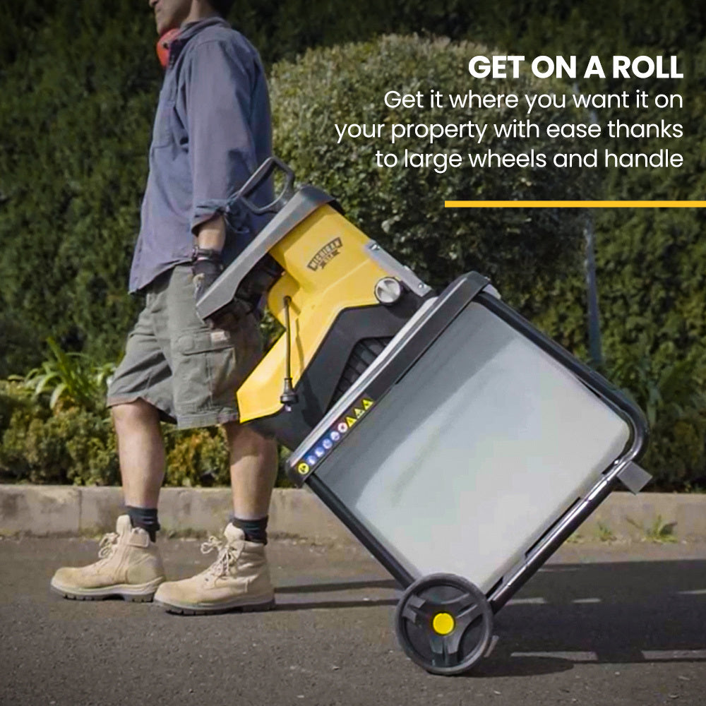 MICHIGAN 2400W Electric Crushing Impact Shredder, Quiet High Torque Garden Mulcher Chipper, Shreds Palm Fronds