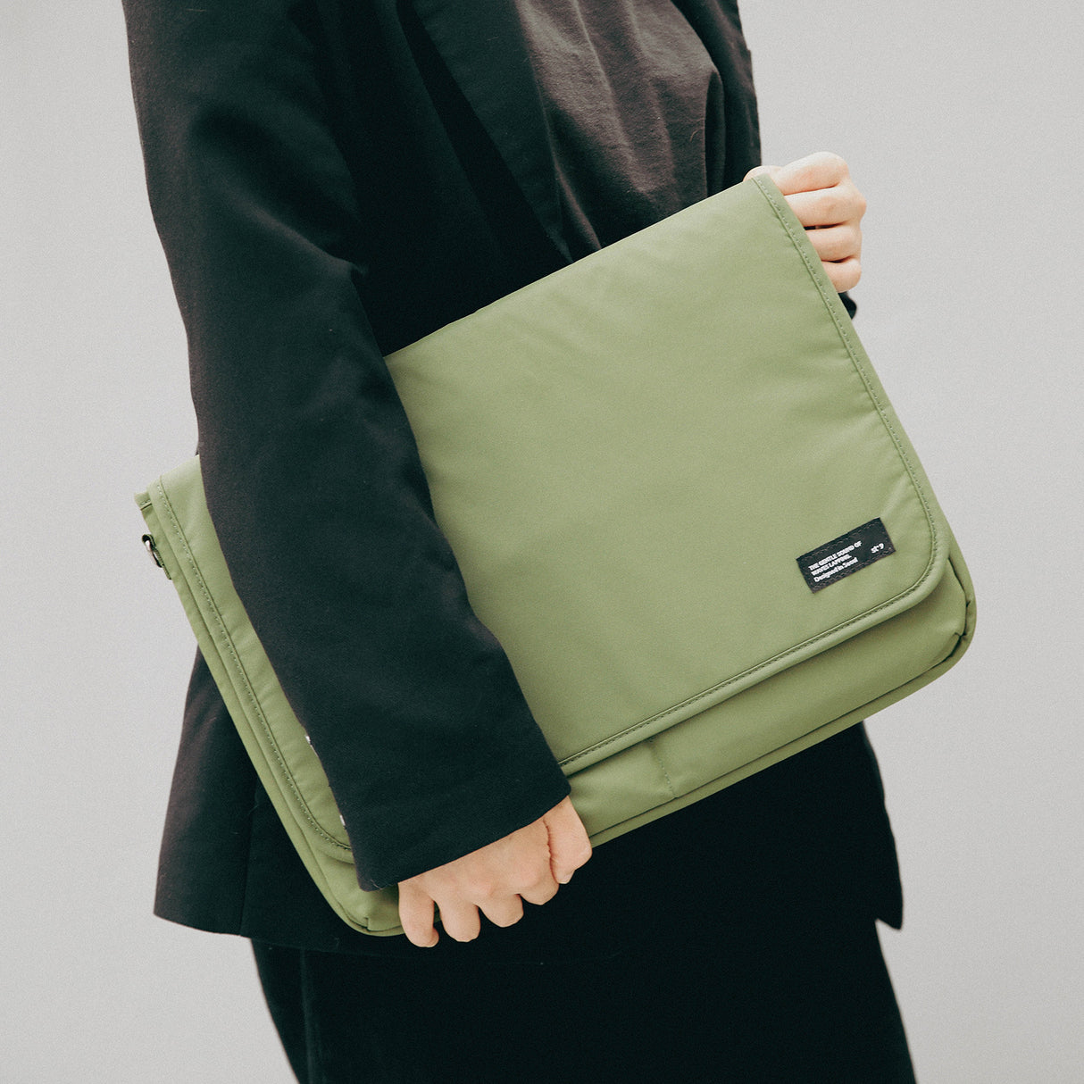 Large 15/15.6 inch Laptop Sleeve with Strap LATO - KHAKI