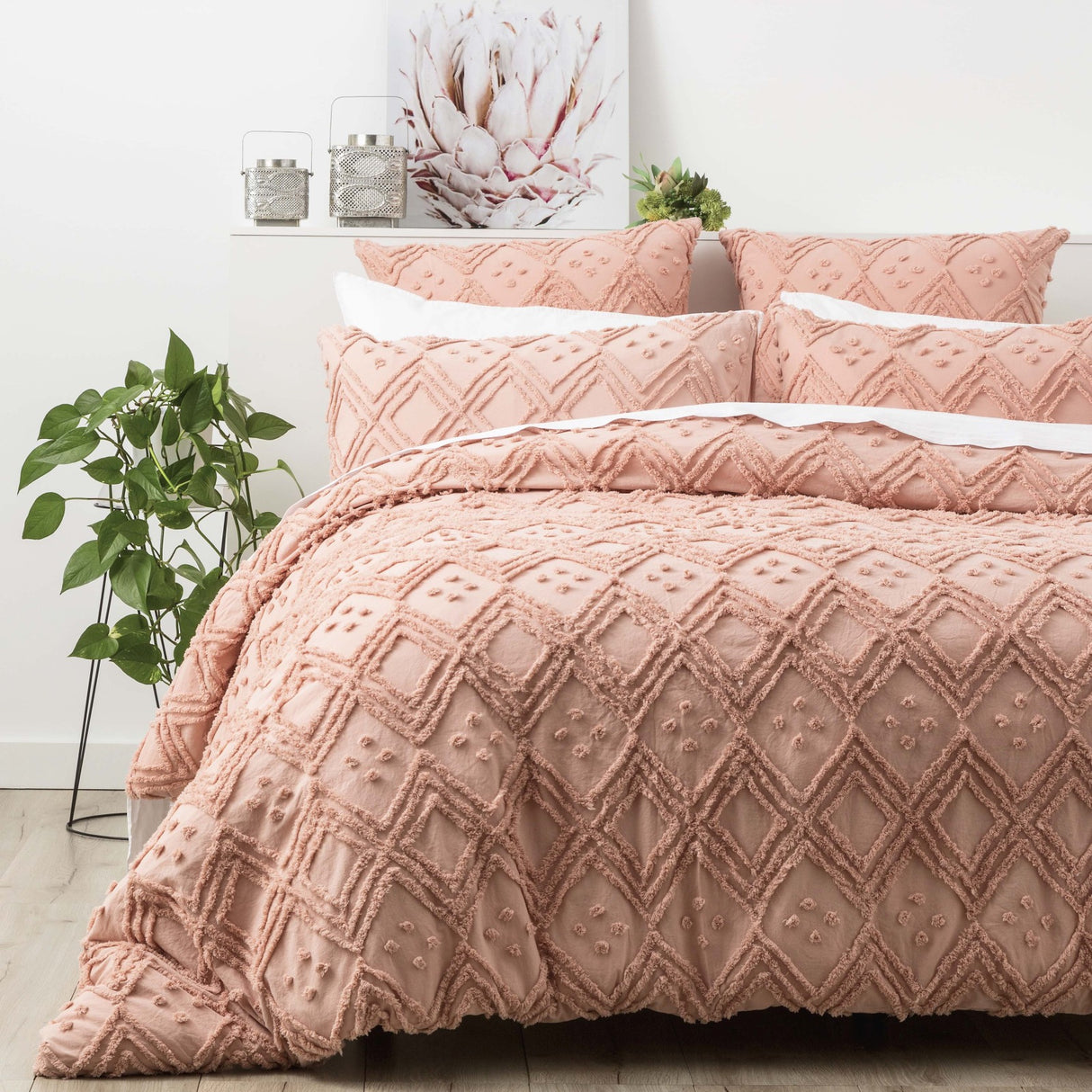Medallion Cotton Vintage Washed Tufted Blush Quilt Cover Set by Park Avenue King