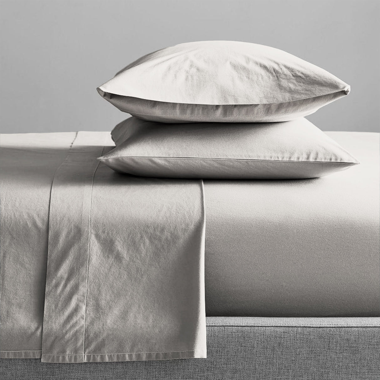 300 Thread Count 100 % Organic Cotton Moonbeam Sheet Sets by Renee Taylor Double