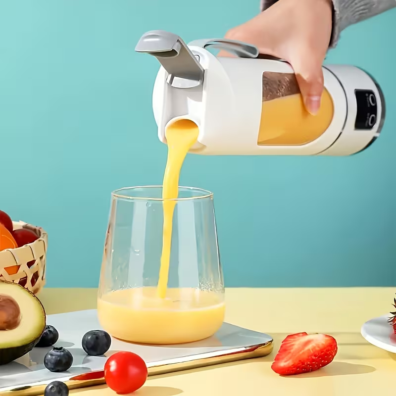 Portable USB charging blender and juicer (white) - Easy to clean, suitable for fruit and vegetable drinks, smoothies - Capacity range from 10.14 ounces to 16.91 ounces