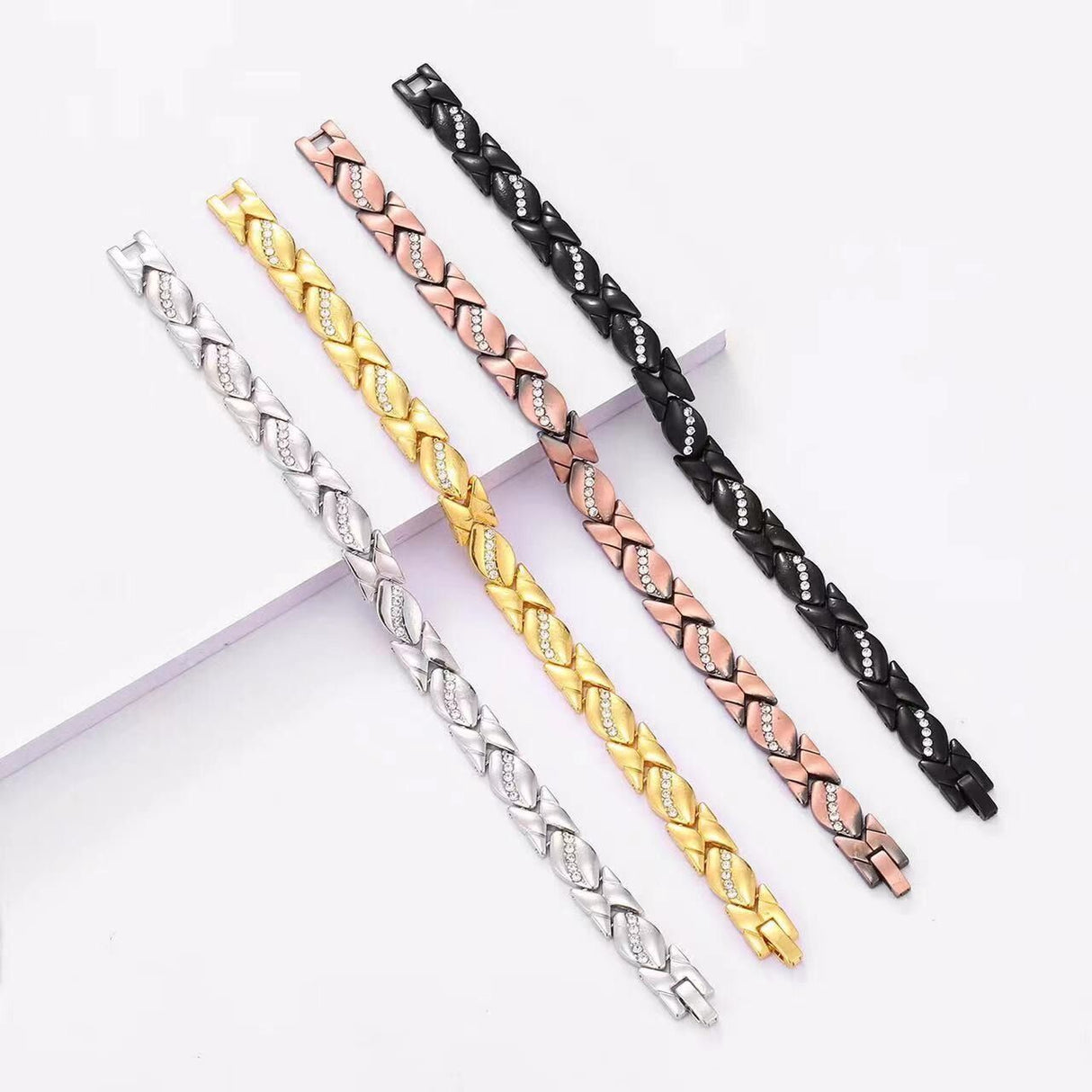 Christmas gift Stylish Ancient Copper Magnetic Therapy Bracelet with Diamond Accents - Enhance Health & Elegance(golden)