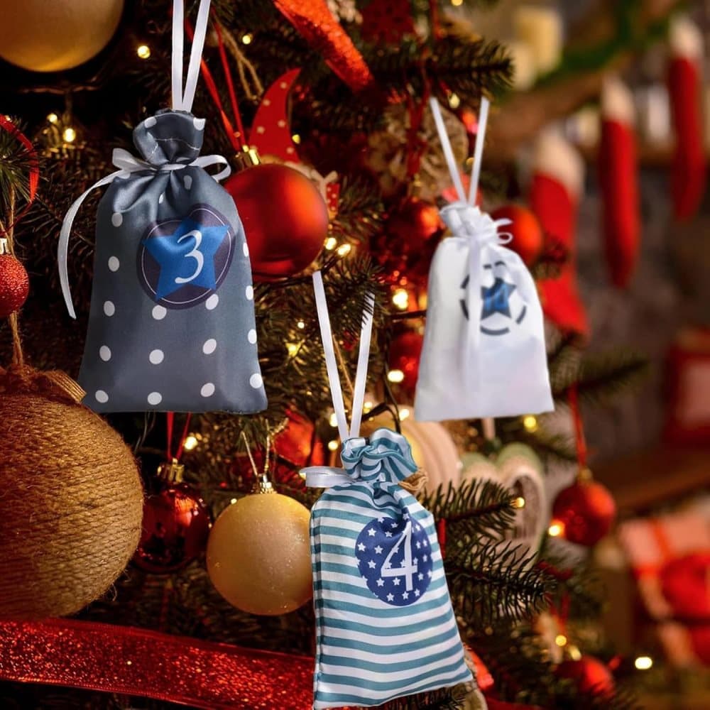24 Christmas Calendar Bags, DIY Advent Calendar with Hanging Bags, Reusable Green Christmas Gifts