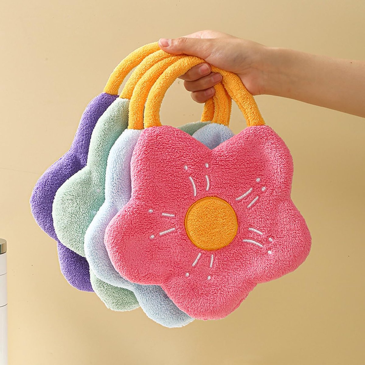 Kitchen Towel Set - Set of 4 - Embroidered coral fleece towels, absorbent tissues for children, kitchen and bathroom towels for home use