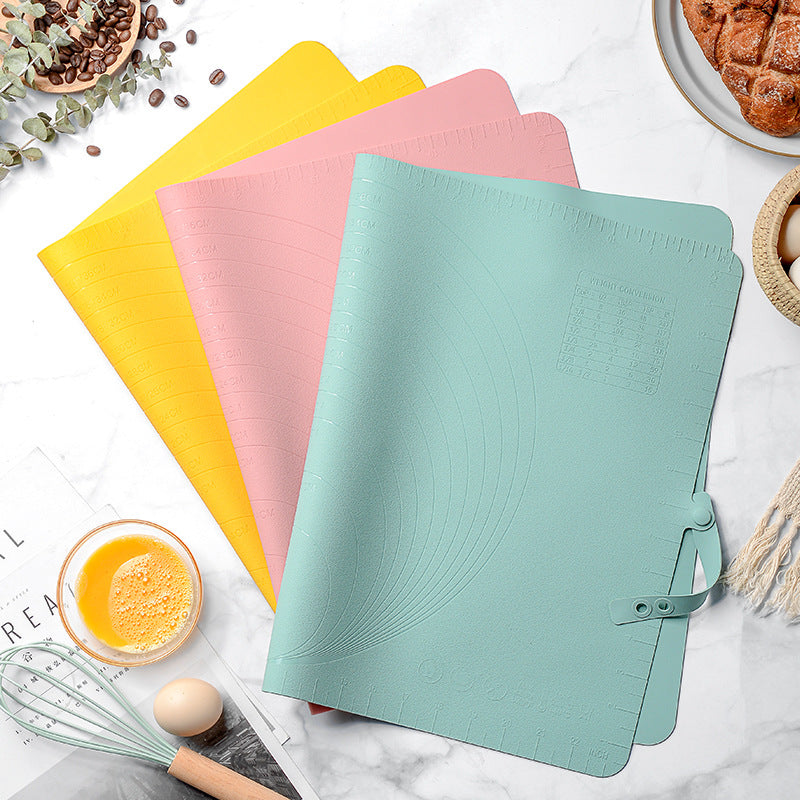 Large Silicone Baking Mat with Measurement Guide, Non-Slip Dough Rolling Mat for Pastry, Fondant and Pizza, Green, 60 x 40 cm