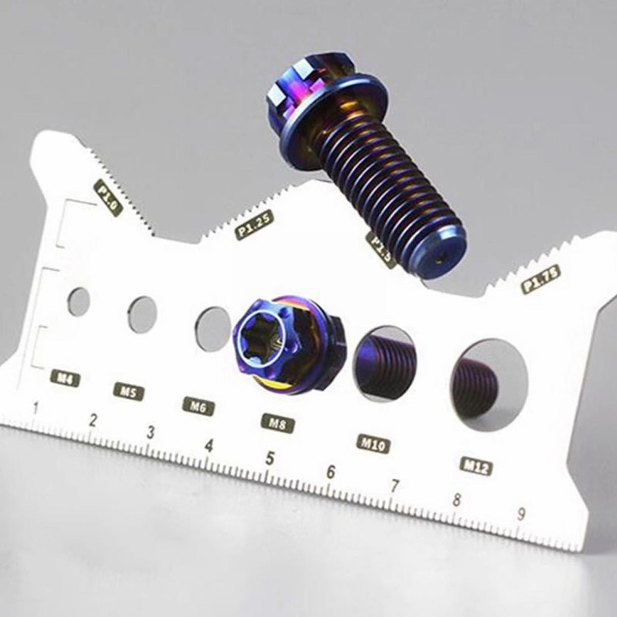 Screw Measuring Tape , 1 Measuring Ruler Precisions Screw Gauges Accurate Measurement Tool Screw Measuring Card Portable Screw Size Measuring for 4Mm/5Mm One Size Silver
