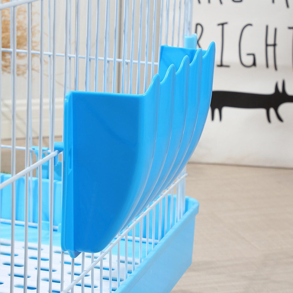 Hanging Hay Dispenser for Pet Rabbits, Rabbit Feeder Small Animal Hay Bowl Hay Holder Large Capacity Feeder for Bunny Pig Light Blue