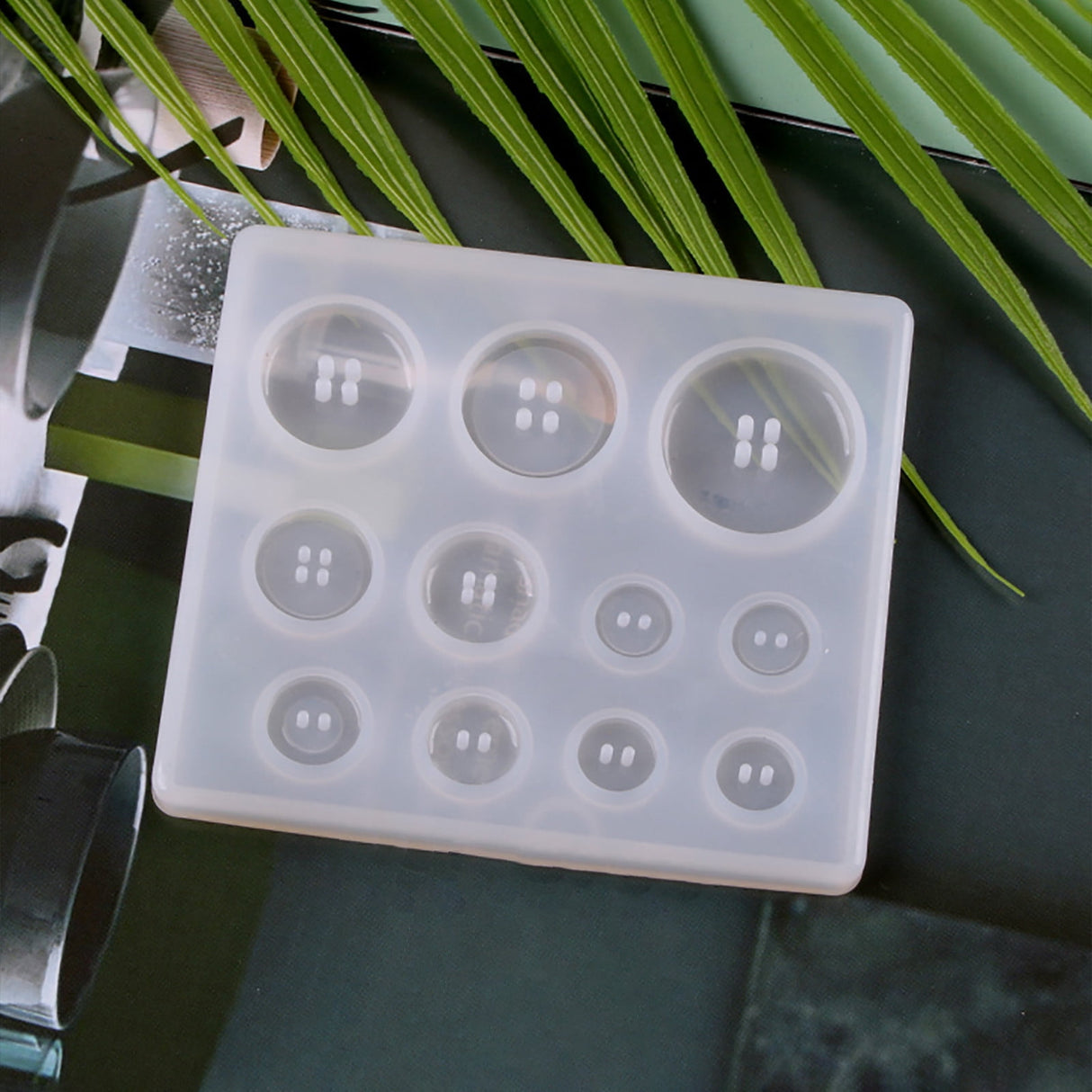 Diy Silicone Mould ! Diy Silicone Mold Resin Button, Diy Resin Silicone Button Resin Pendant Handmade Button with Hole Diy Home Diy, include 1X Silicone Mold White