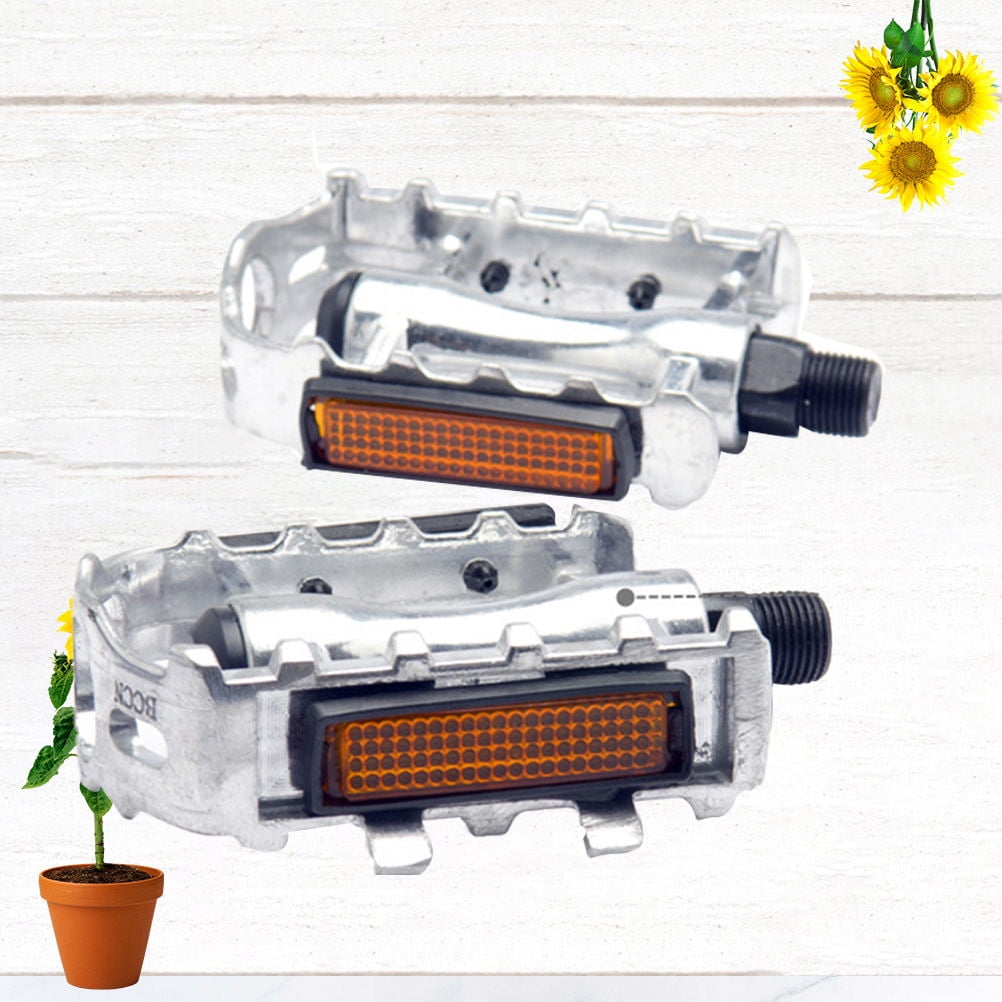 Worgeous 1 Pair of Silver Aluminum Alloy Mountain Bike Pedals with Anti slip Spikes