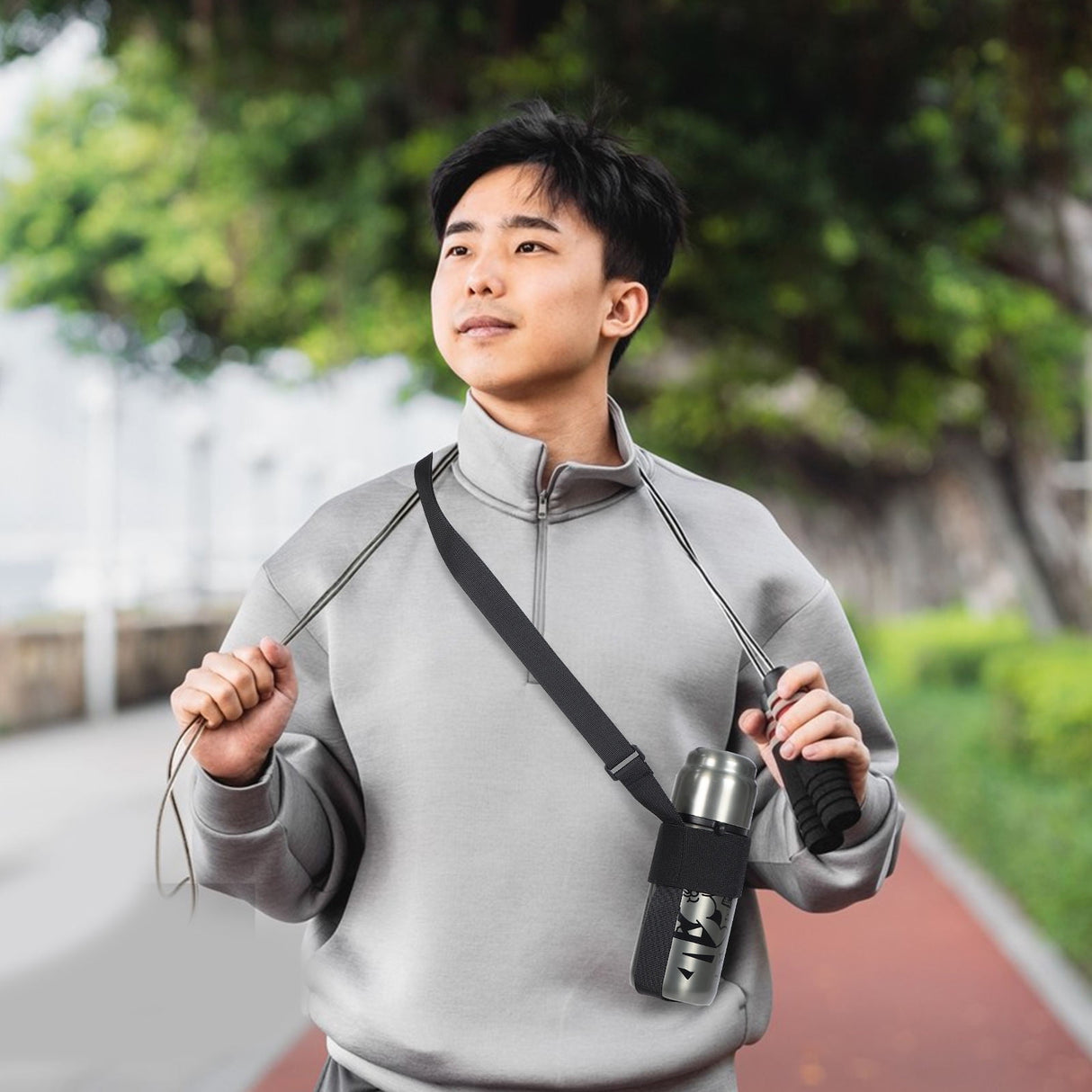 1Set Adjustable Strap for Water Bottle in Black Polyester Ideal for Outdoor Activities 27.51X4.13X0.39in