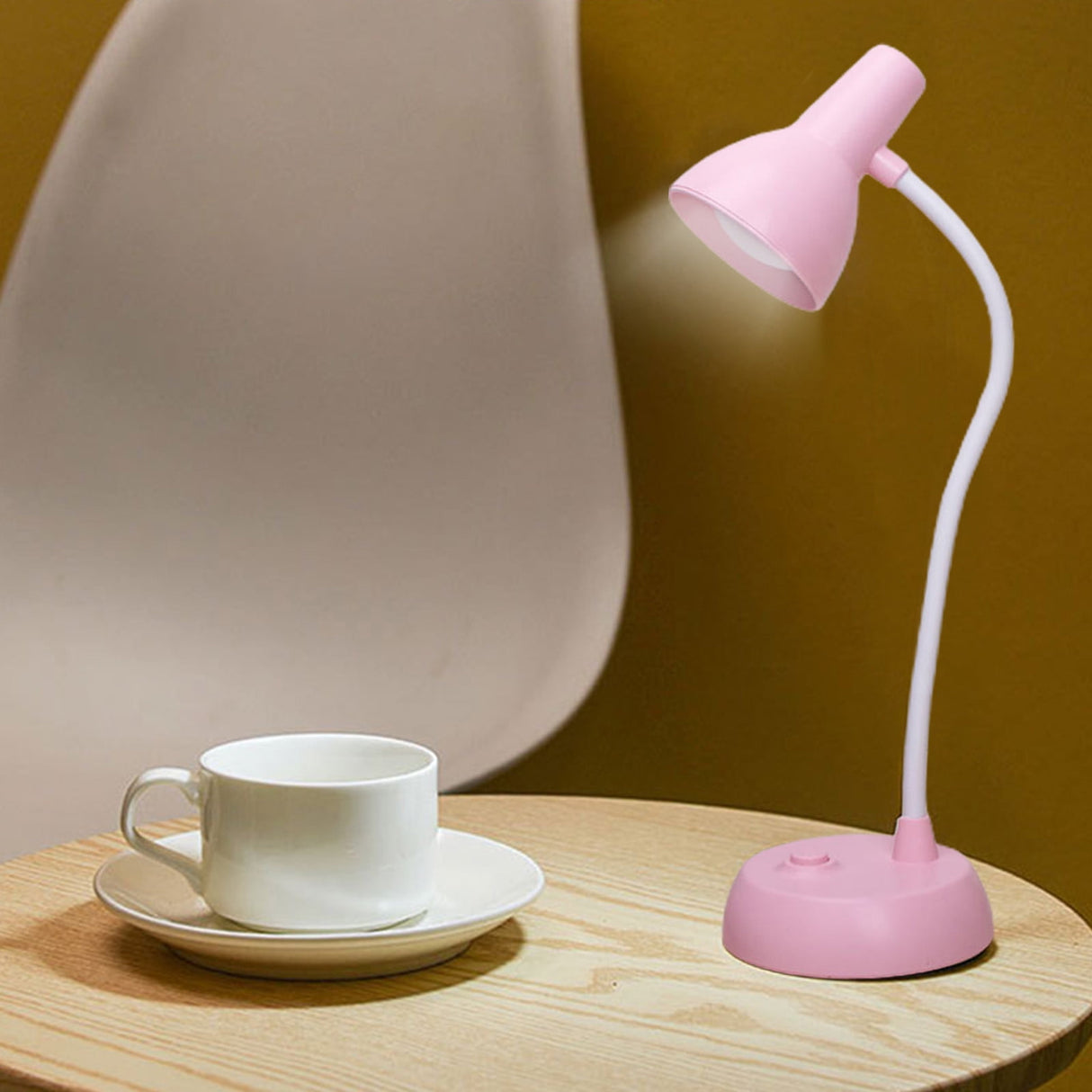 LED Desk Lamp with USB Charging Port, Auto Dimming Task Lamp, Flexible Gooseneck Table Light for Dorm Bedside, Adapter Include, White, Desk Lamp with Flexible Gooseneck Hose Neck Pink