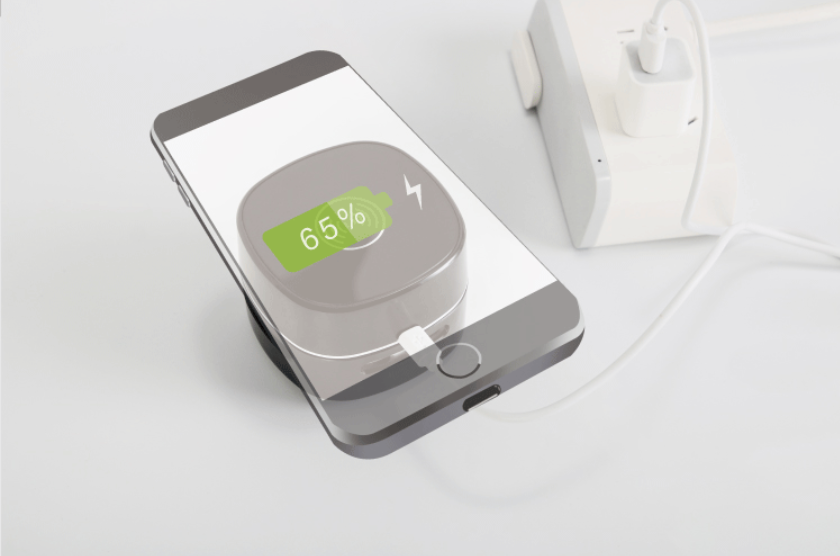 Desk Vacuum Cleaner - Mini Vacuum Cleaner - Table Vacuum Cleaner - Handheld Vacuum Cleaner - Wireless Charger - 2 in 1 - USB Rechargeable - Portable Vacuum Cleaner - Desk Accessories - Gadget - Keyboard Cleaner - Compact - Phone Charger - White - 1 Piece