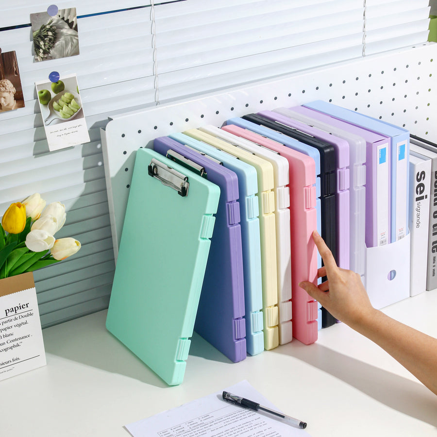 Clipboard A4 - Writing Folder - Foldable Clipboard - Office Accessories - Office Supplies - Nursing - Warehouse - Document Folder - Work Folder - Hospitality - Sturdy Plastic - Privacy Protection - Professional Use - Black - 1 piece