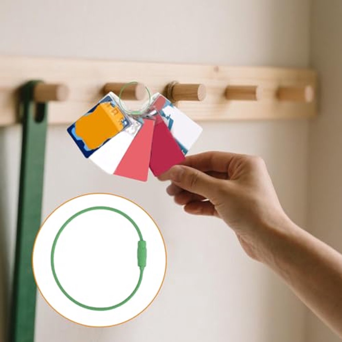 Card holder ring for Yoto card set, 3 keychain loops and 10 hanging tabs Removable card holder organizer Children's travel bag for Yoto cards Storage accessories