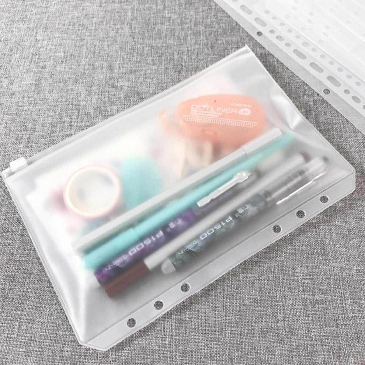 12 money envelopes with 6 holes for A6 size - Budget sleeve for receipts - Storage accessories with binding spine - Savings accessories