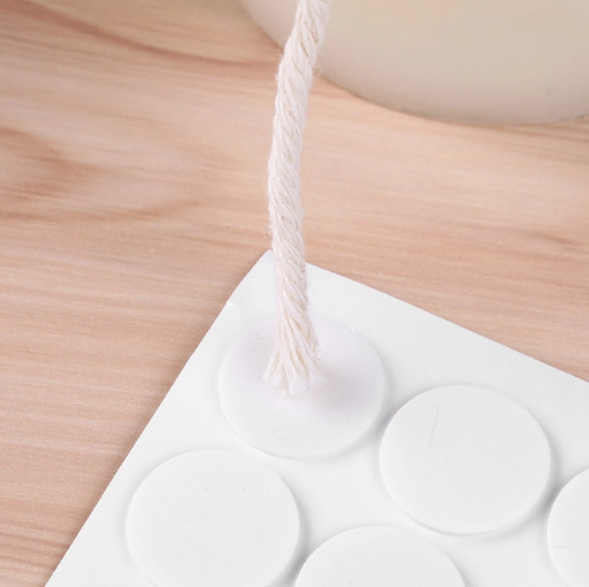 Double-Sided Glue Dots Candle Wick Stickers - 18 mm - 100 Stickers