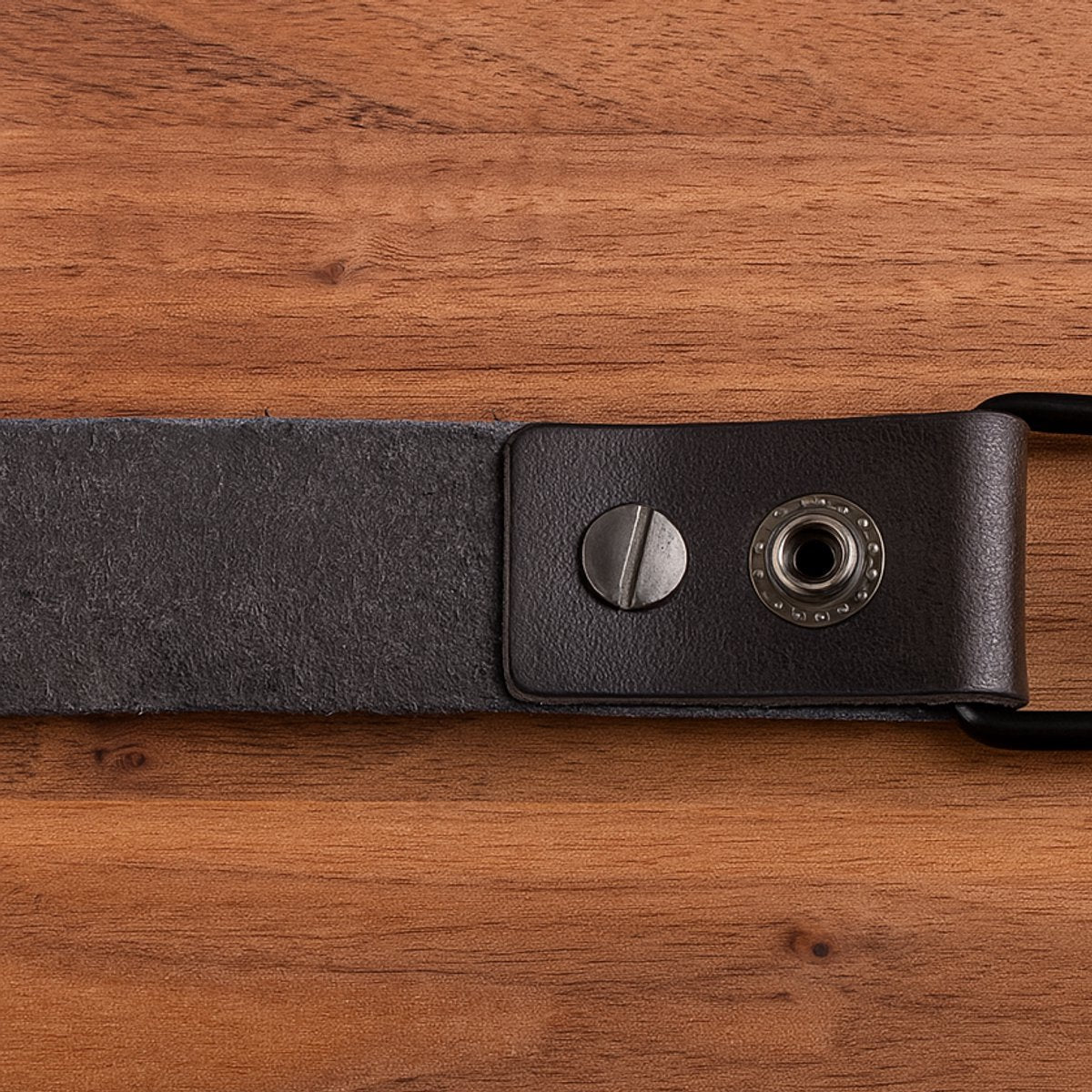 Brute Strength - Multifunctional Hook with Leather Loop - Cognac - 4 pieces - Coat Hook - Camping Hook - Leather - Hanging Hooks - Towel Hooks