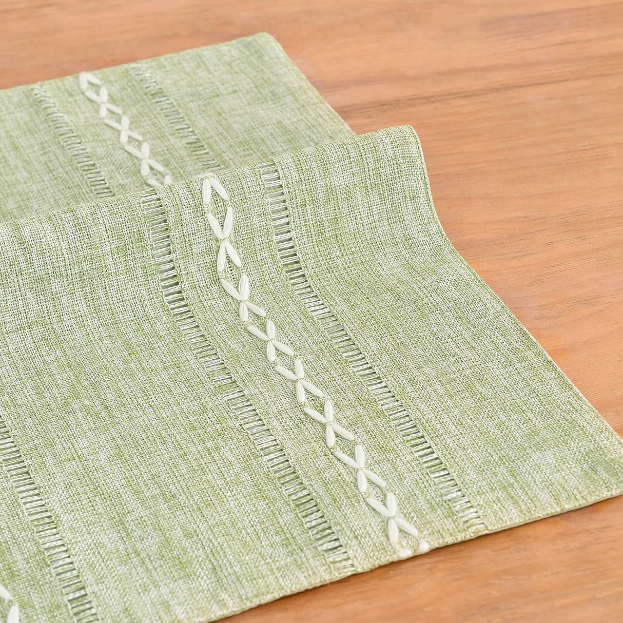 Sage Green Placemats Set of 4 - Washable Fabric Table Placemats, 35 x 48 cm