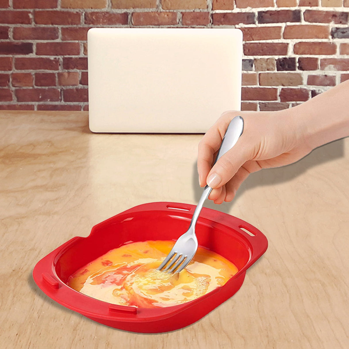 Silicone Omelette Maker Microwave Oven Non Stick Omelette Maker Egg Roll Baking Plate Pan Omelette Maker Red