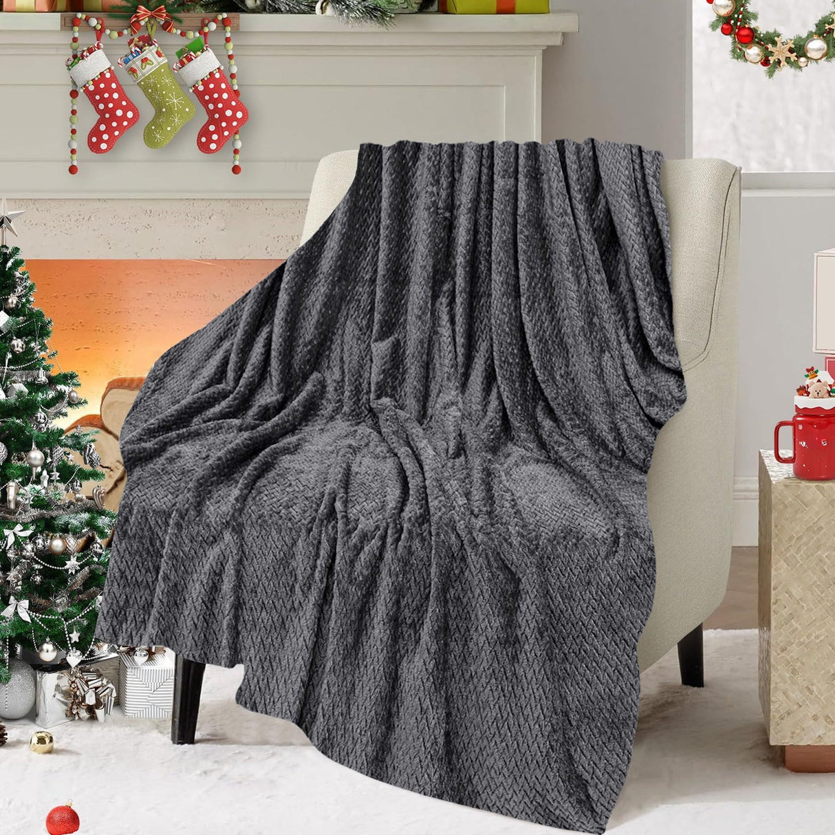Christmas Solid Color Blanket, 59x39" Soft Warm Throw Blanket, Light-weight Plush Throw Blanket for Bed Sofa Camping Airplane Holiday Gray