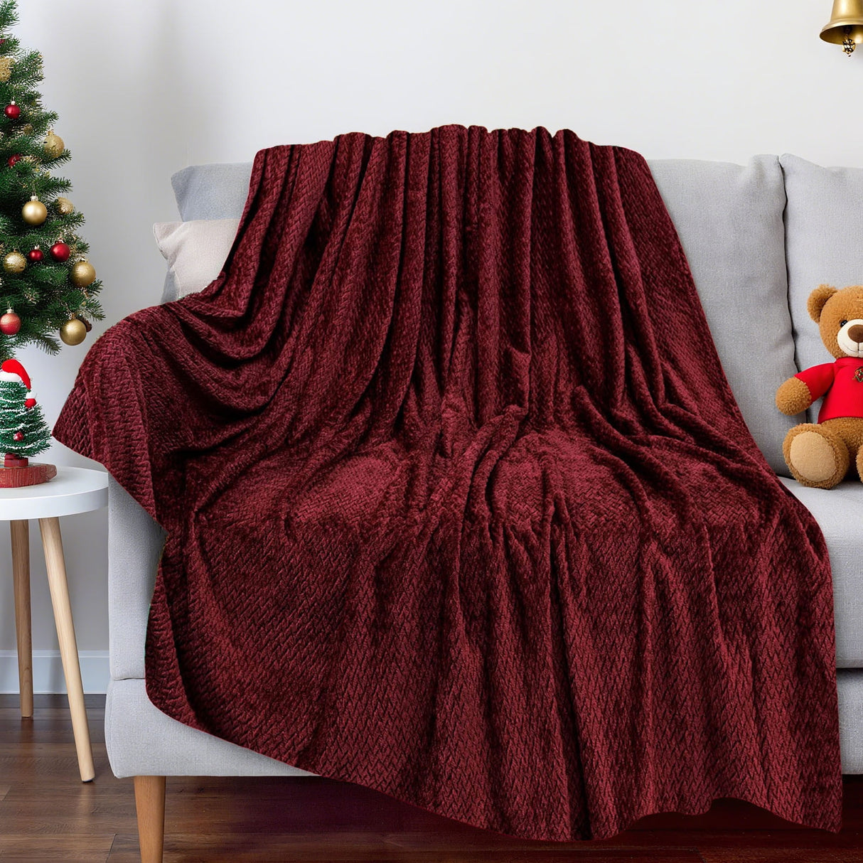 Christmas Solid Color Blanket, 59x39" Soft Warm Throw Blanket, Light-weight Plush Throw Blanket for Bed Sofa Camping Airplane Holiday Wine