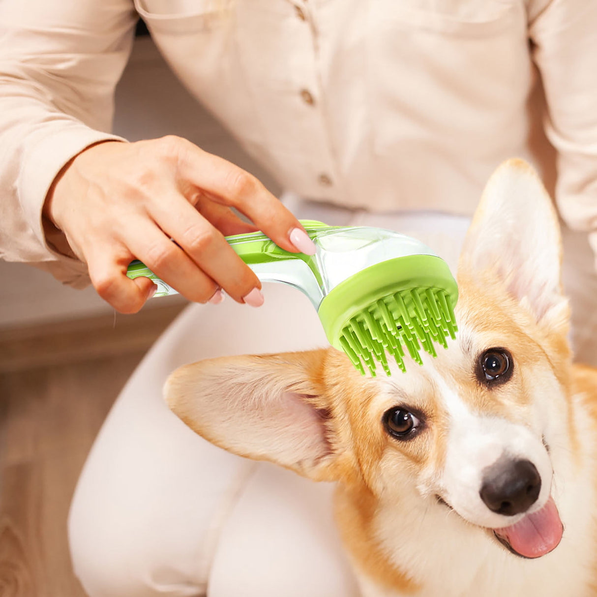 Dog Bath Brush, Cat Grooming Scrubber with Soap Dispenser, Gentle Massage Cleaning Tool, for Puppies Kittens Pets, Home Bathing, Swimming Pool, Beach, Travel and Professional Groomers Green,Coarse Brush