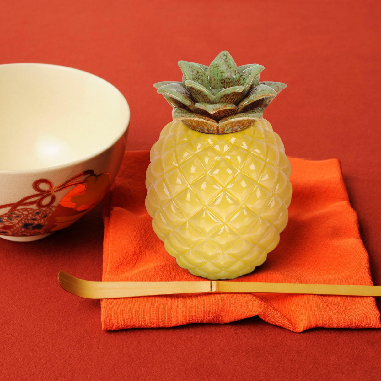 Yellow Pineapple Tea Cookie Jar Storage Container for Fruit and Travel Kitchen Use