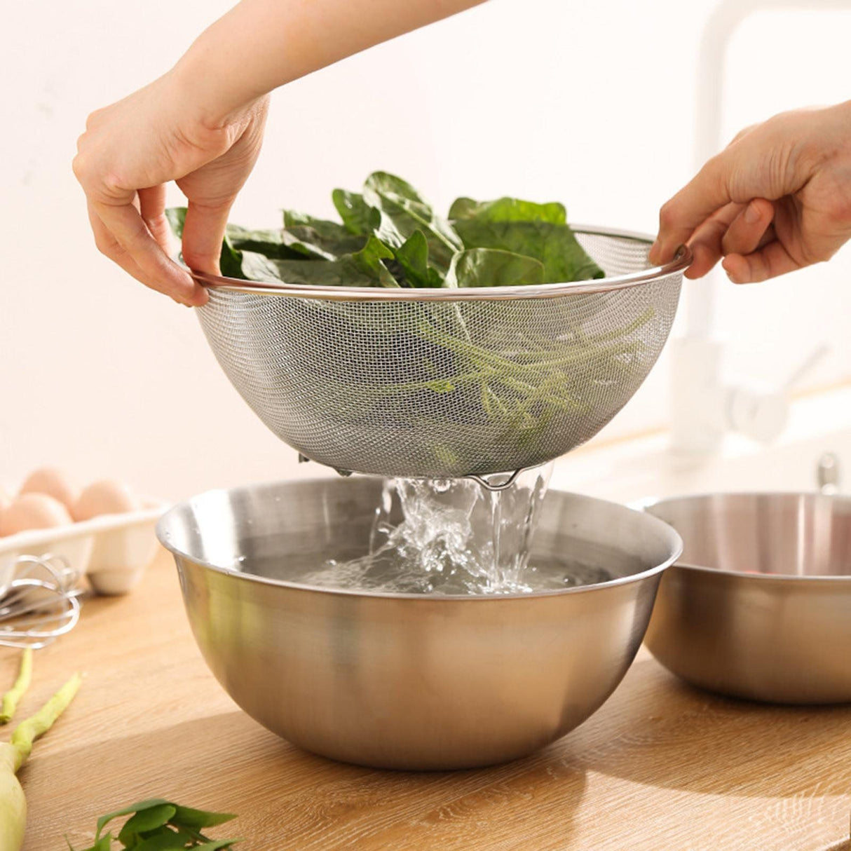 2 Pcs 304 Stainless Steel Colander With Mixing Bowl, Drainer Basket and Rinser for Pasta Rice Fruit, 18 cm