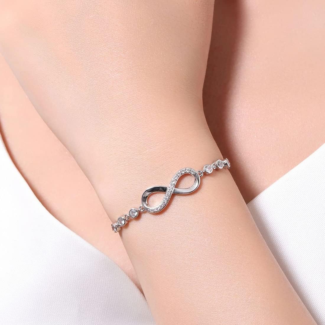 Women's Bracelet in 925 Sterling Silver Infinity Love Bracelet with Cubic Zirconia Heart, Women's Bracelet in 925 Sterling Silver Infinity Bracelet Adjustable – yux