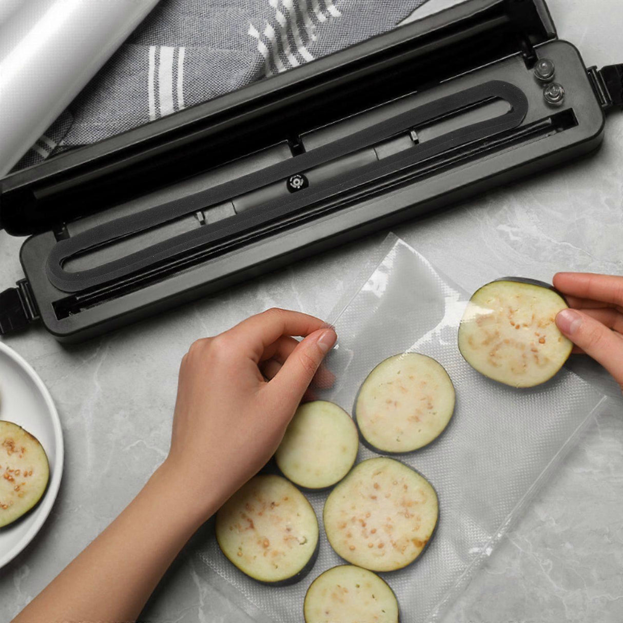 Vacuum sealer sealing ring 2 pcs heat resistant foam for food storage industrial use in kitchen black 31.00X3.00X1.00CM