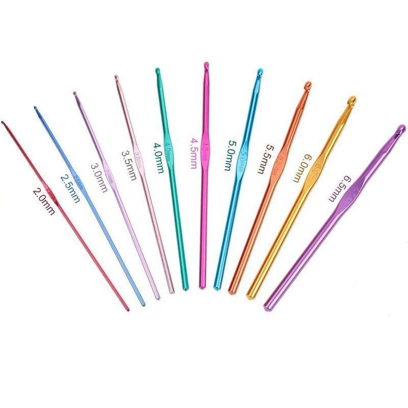 Crochet hooks knitting kit with markers and tape measure, multicolor