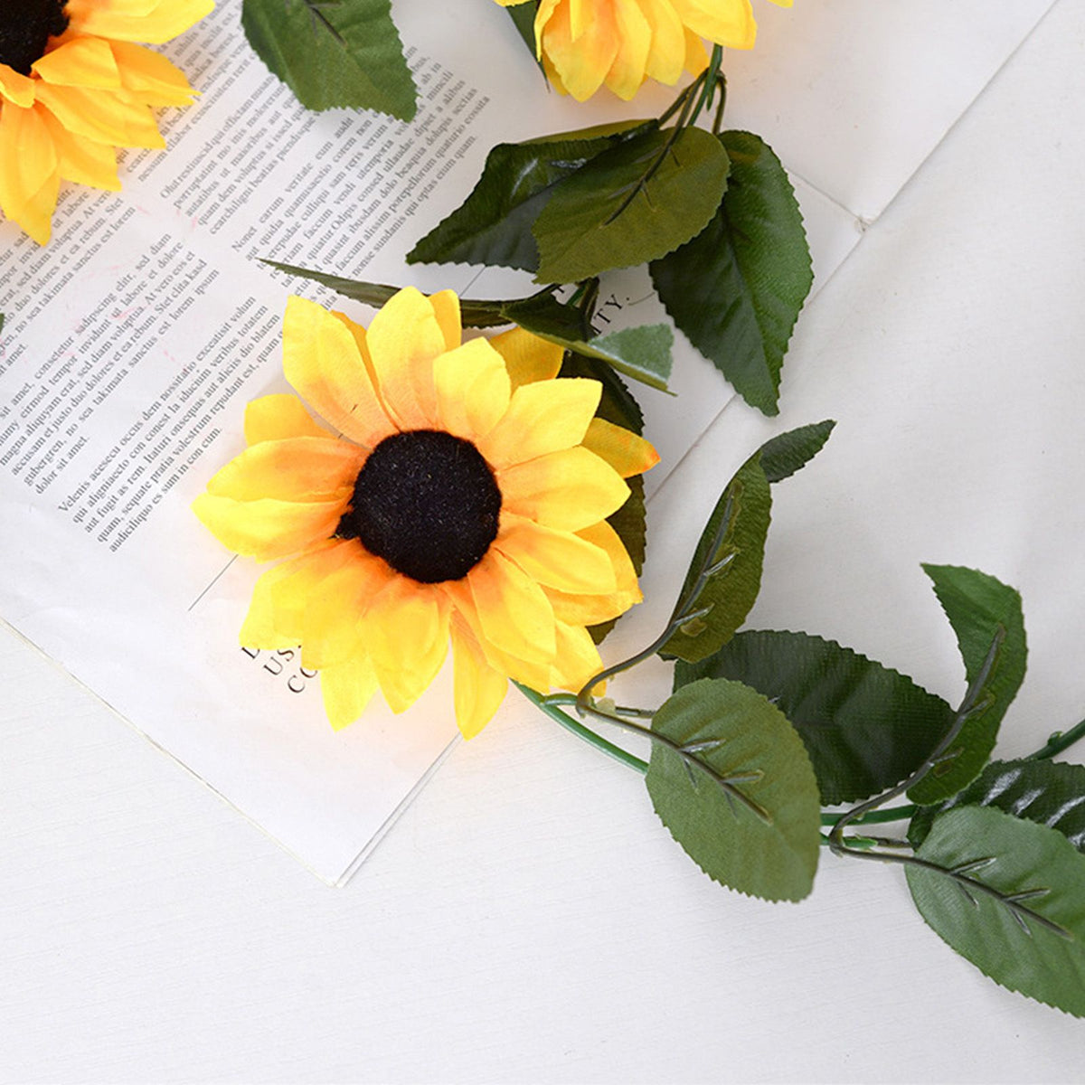 Artificial Sunflower Vines 200cm Length Lifelike Details Bright Colors Sunflower Garland for Parties Gardens Fences