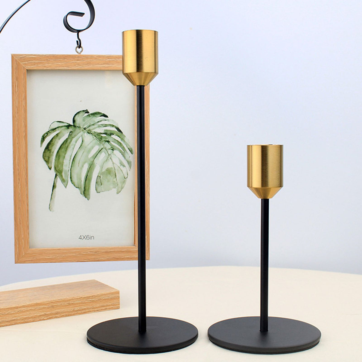 2 Pcs Metal Candle Holder Simple Modern Design Antique Black Candlestick Decoration for Home Wedding