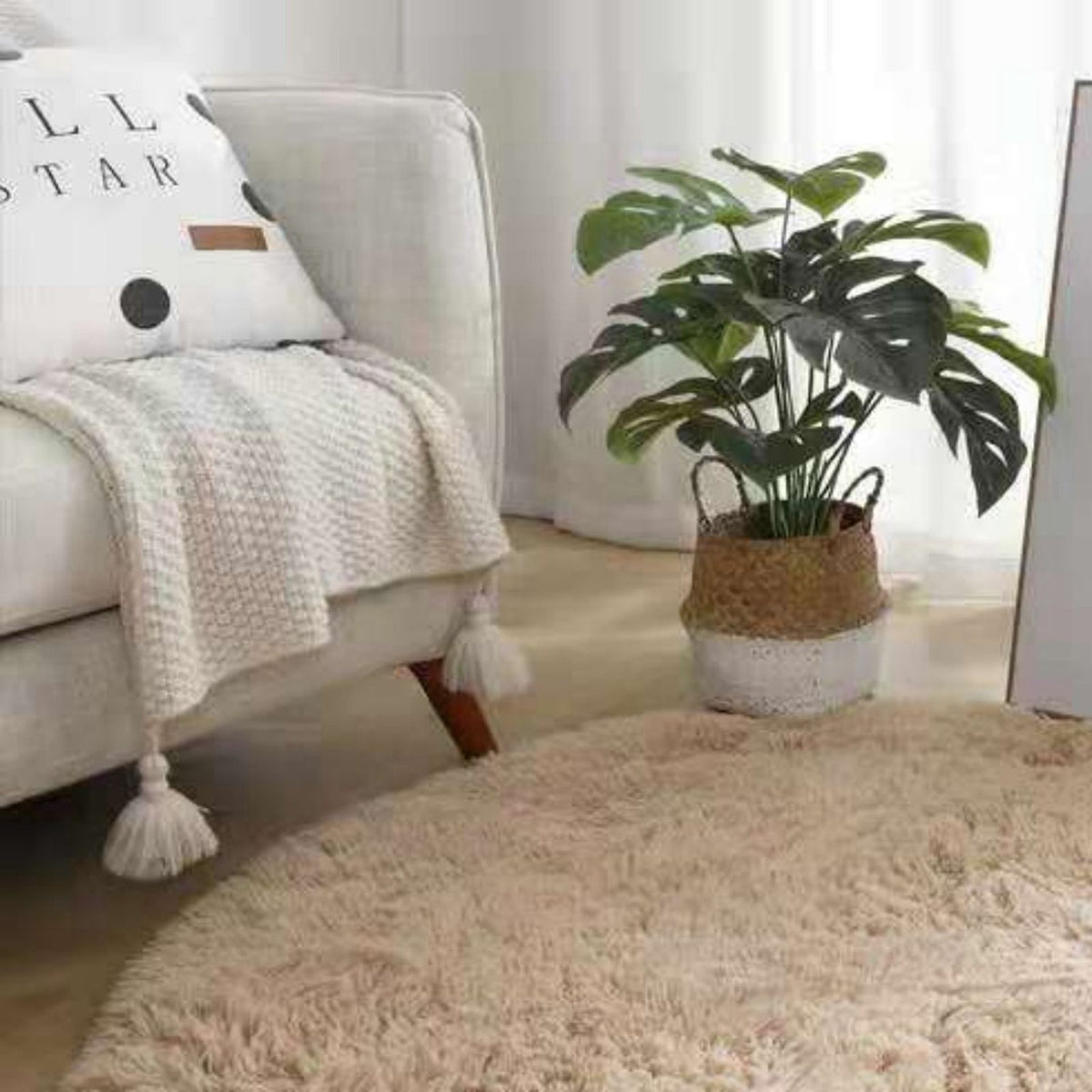 Floor Carpet Polyester Fiber Round Nordic Style Long Plush Soft Shaggy Rug for Home Bedroom Beige