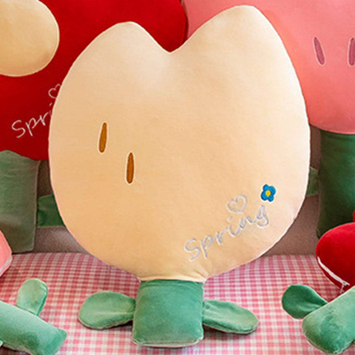 Flower Pillow Simulation Cute Cartoon Animation Flower Doll Sleeping Pillow Plush Toys Yellow L