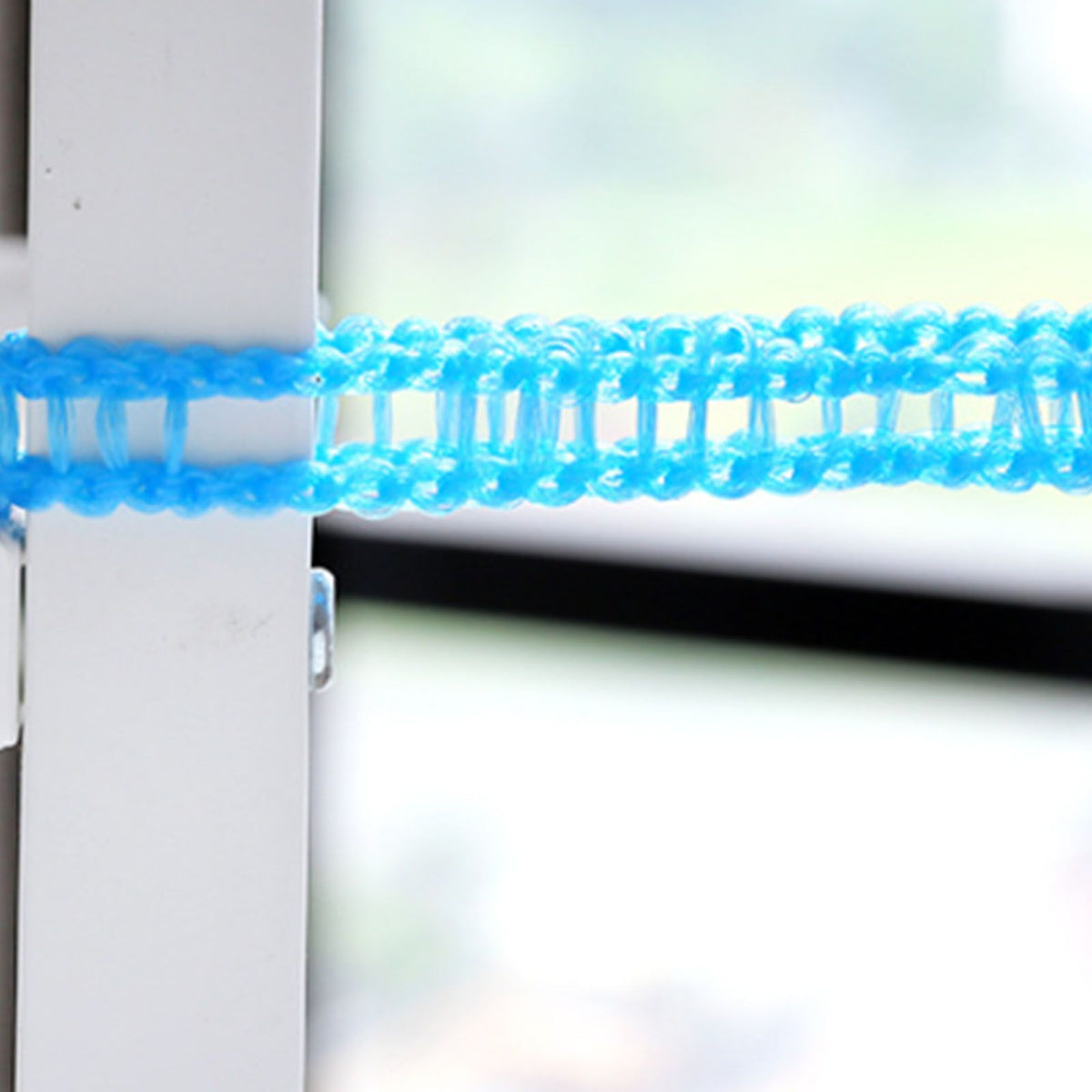 Clothesline 8 Meters Windproof Stable Load Bearing Nylon Material Punch Free Installation Laundry Rope for Indoor Outdoor Blue