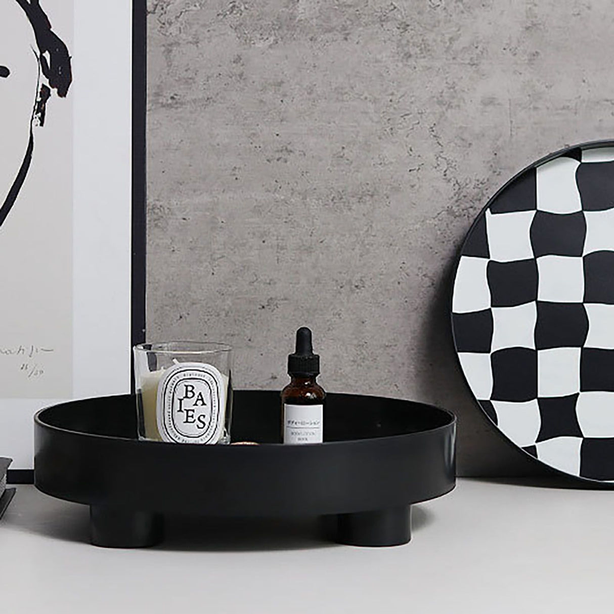 Round Storage Organizer Tray Checkerboard Design Plate Container Tray for Fruit Perfume Jewelry Black, Large