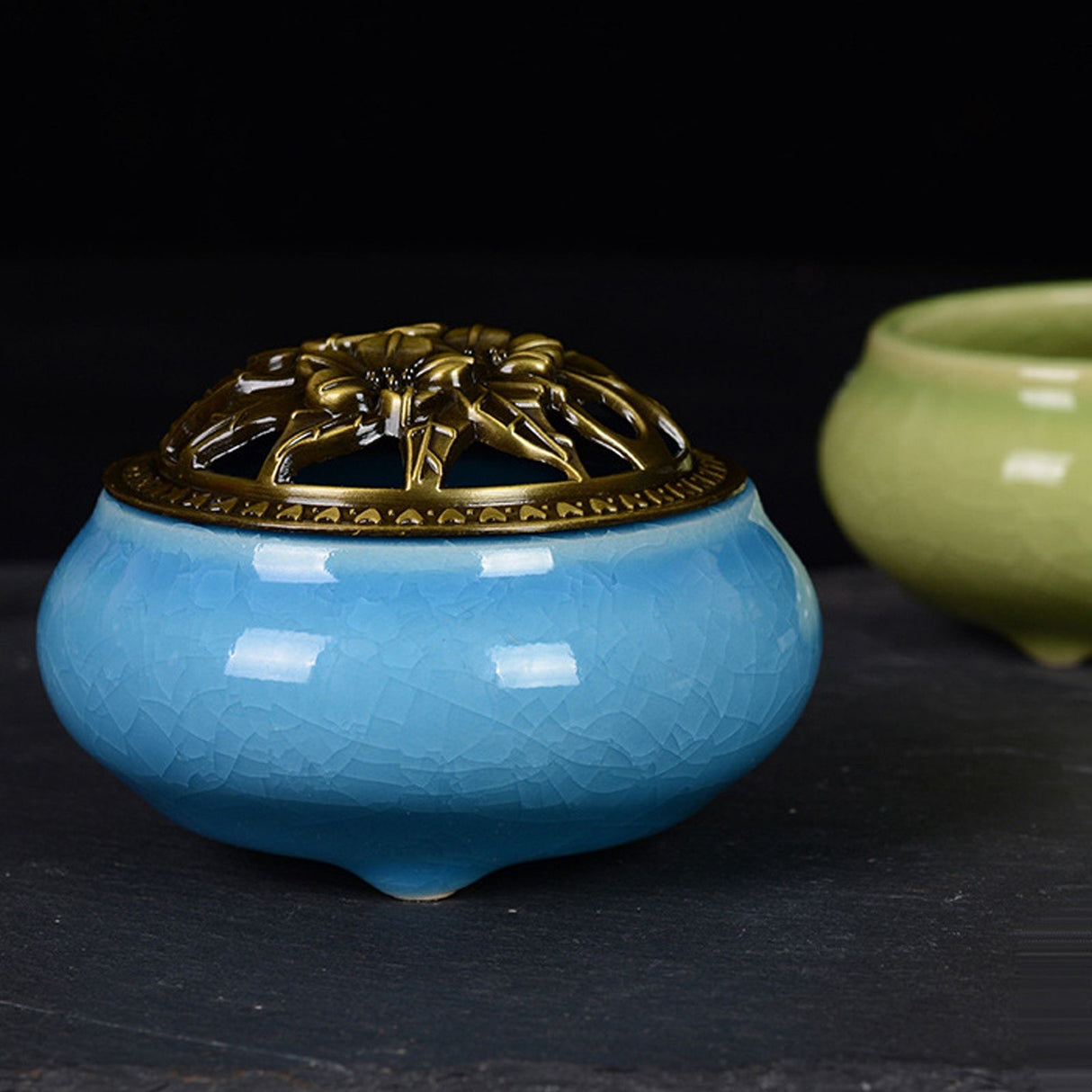 Sky Blue Ceramic Incense Burner Household Indoor Ice Cracked Incense Burner with Lid