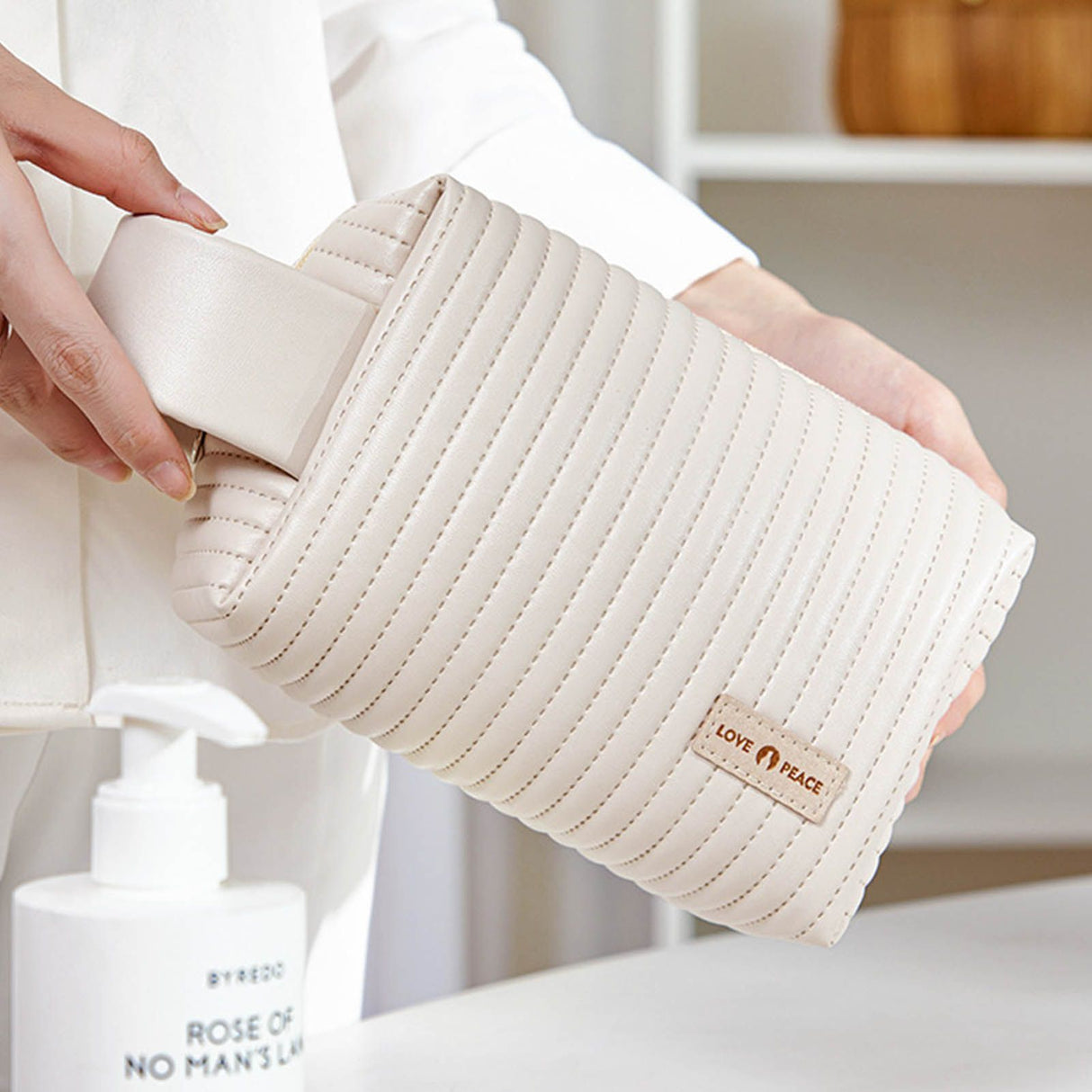 Makeup Cosmetic Bags with Handle Zipper Large Capacity Soft PU Leather Portable Travel Toiletry Bag Beige
