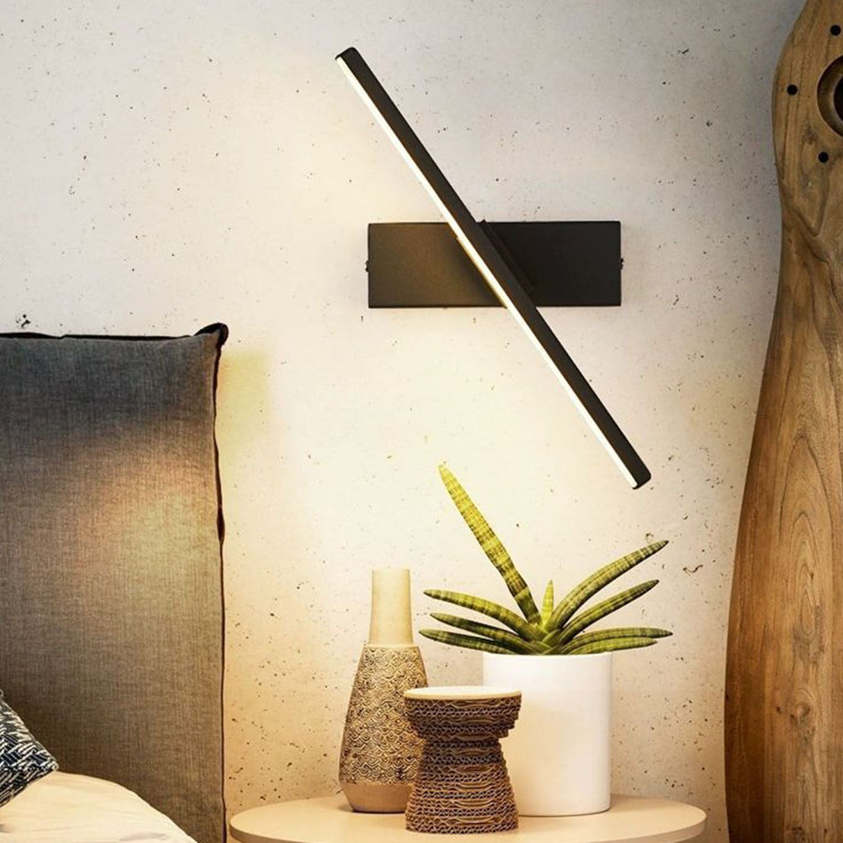 Bedroom Rotating Wall Lamp Iron Shell High Temperature Baking Surface Anti Corrosion Bedside Lamp for Home White Light Black