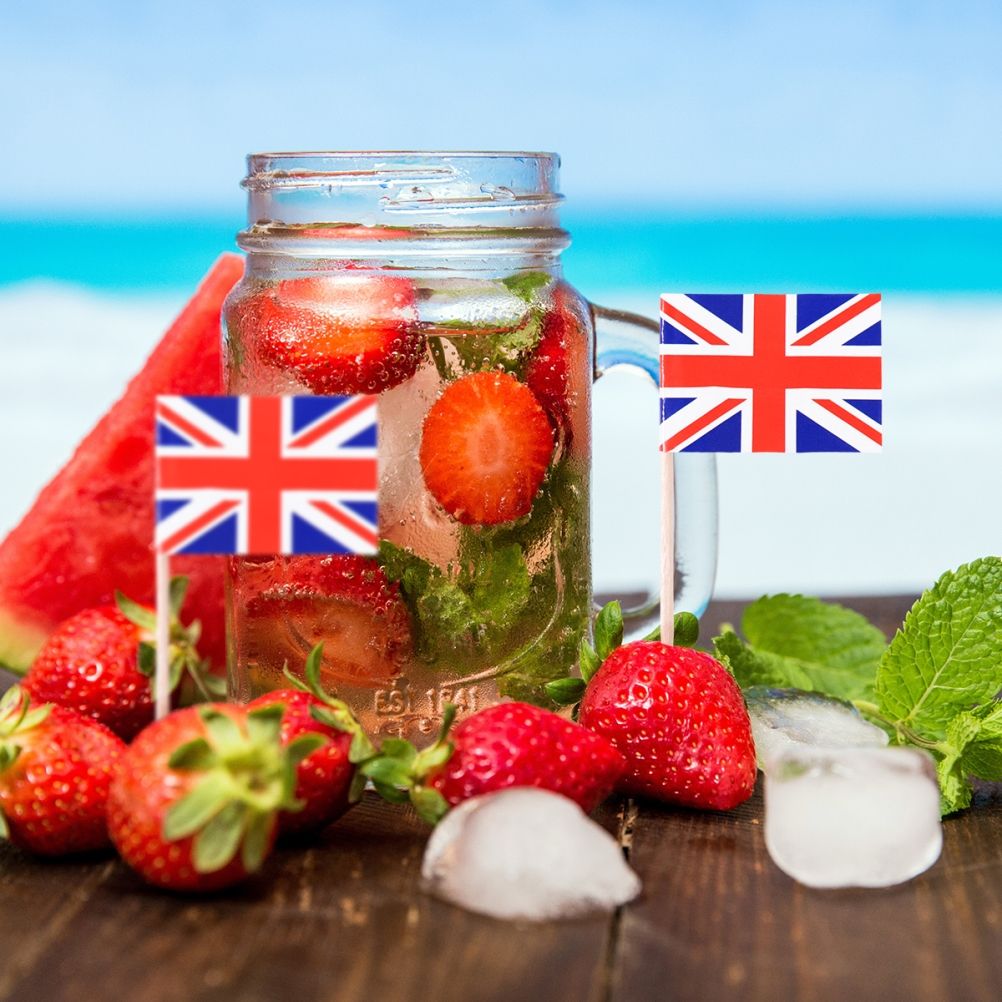 100Pcs Union Jack Mini Flags Hand Held British Toothpick Flags Cupcake Toppers UK Flags Fruit Sticks Party Decorations