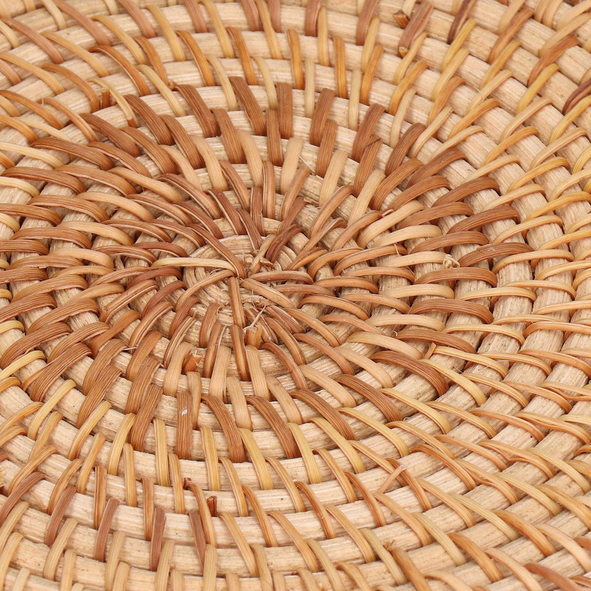 Woven Round Placemat Natural Rattan Braid Hot Insulation Placemat for Large Vessels Hot Dishes Pan Pot18cm / 7.1in