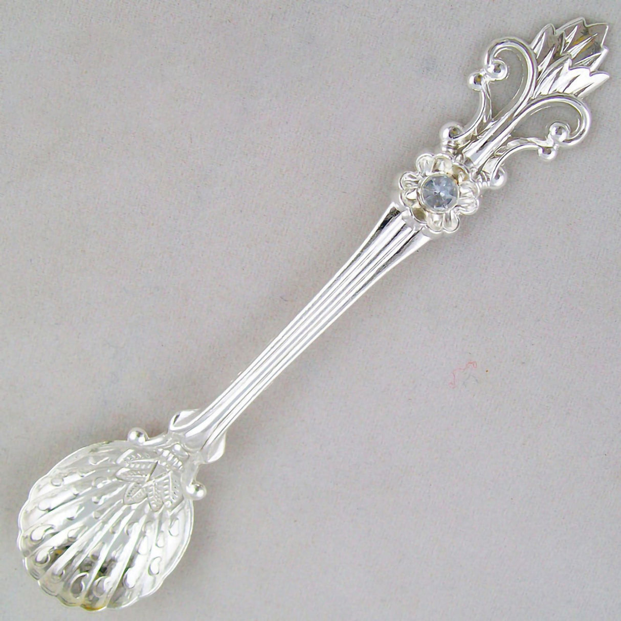 4Pcs Coffee Spoons Set Vintage Aluminum Alloy Dessert Spoons with Orris Pattern for Home Kitchen Use