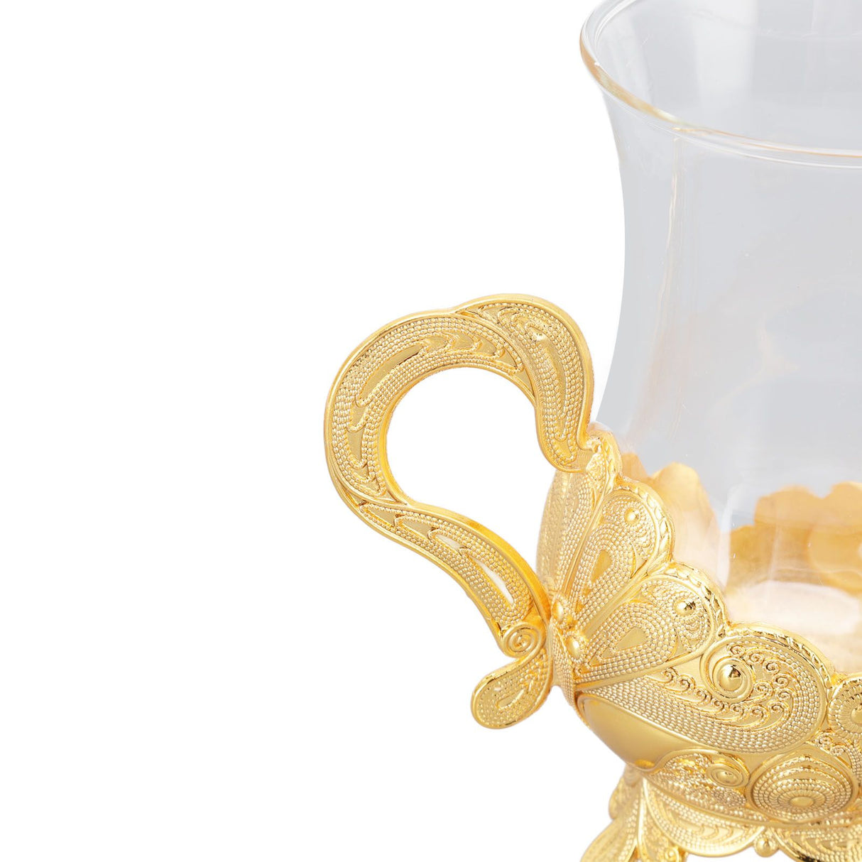 Gold Coffee Cups European Beautifully Carved Coffee Cup Elegant Retro Zinc Alloy Teacup with Saucer for Bar Tea Table