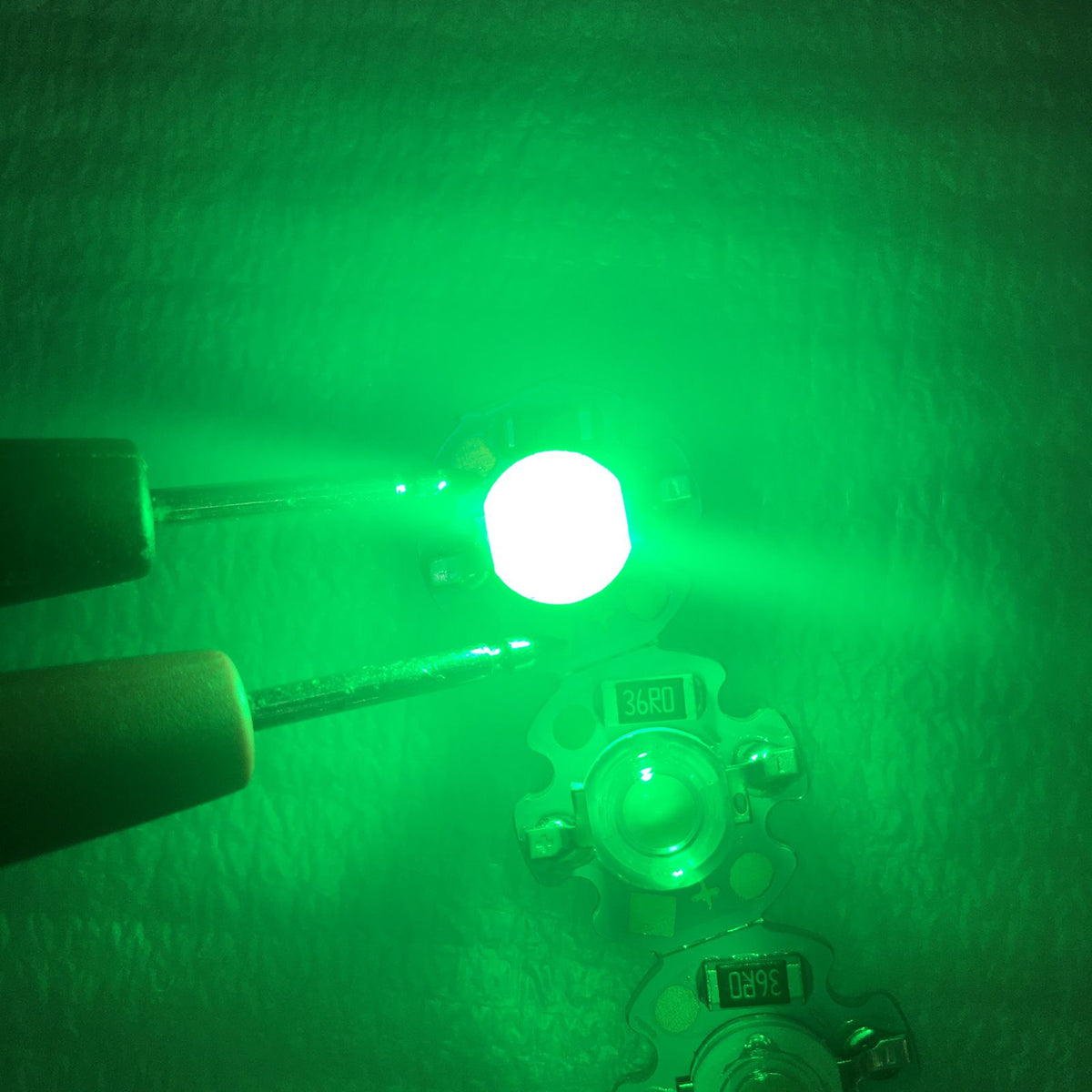 LED Chip Bulb High Brightness Energy Saving DIY Lamp Beads with Aluminum Plate for 1W 12V Headlights Cabinet LightsGreen Light
