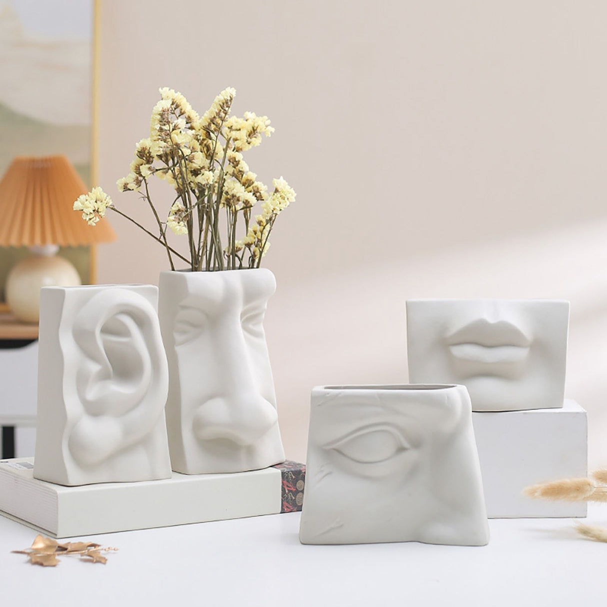 Ceramic Flower Vase Human Face Vase Minimalist Decorative Hydroponic Flower Arrangement Container