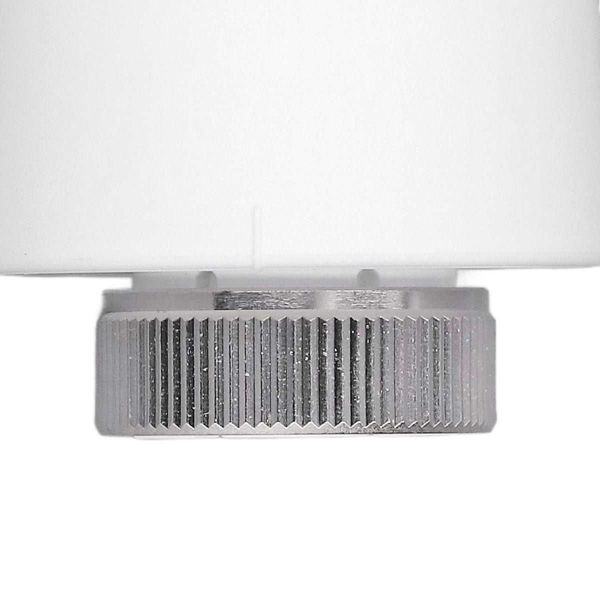 Smart Radiator Thermostat Valve APP Remote Timing Energy Saving Temperature Control Valve Home Heating Valve for Zigbee for Tuya White