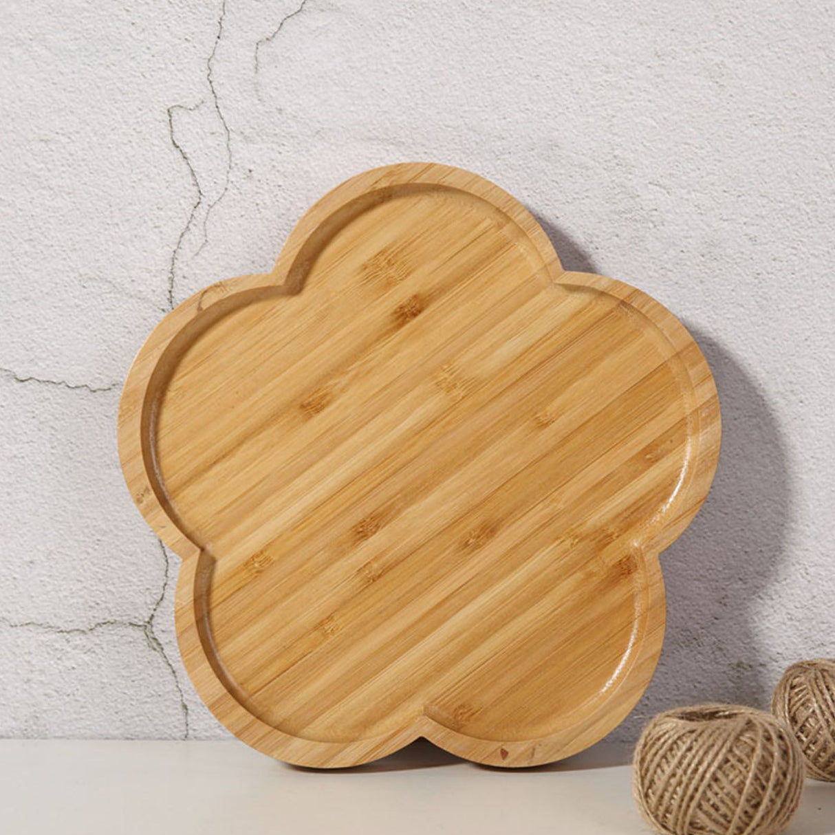 Bamboo Serving Tray Multipurpose Hand Crafted Decorative Wooden Tray for Ottoman Coffee Table Breakfast Drinks Flower Shape Size: Approx. 20x20x1.4cm / 7.9x7.9x0.6in