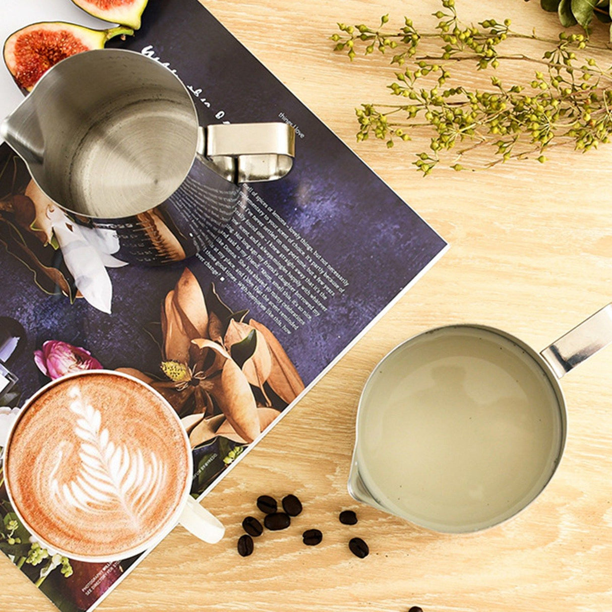 Frothing Cup 350ML Food Grade Stainless Steel Anti Slip Handle Milk Frother Pitcher with Scale