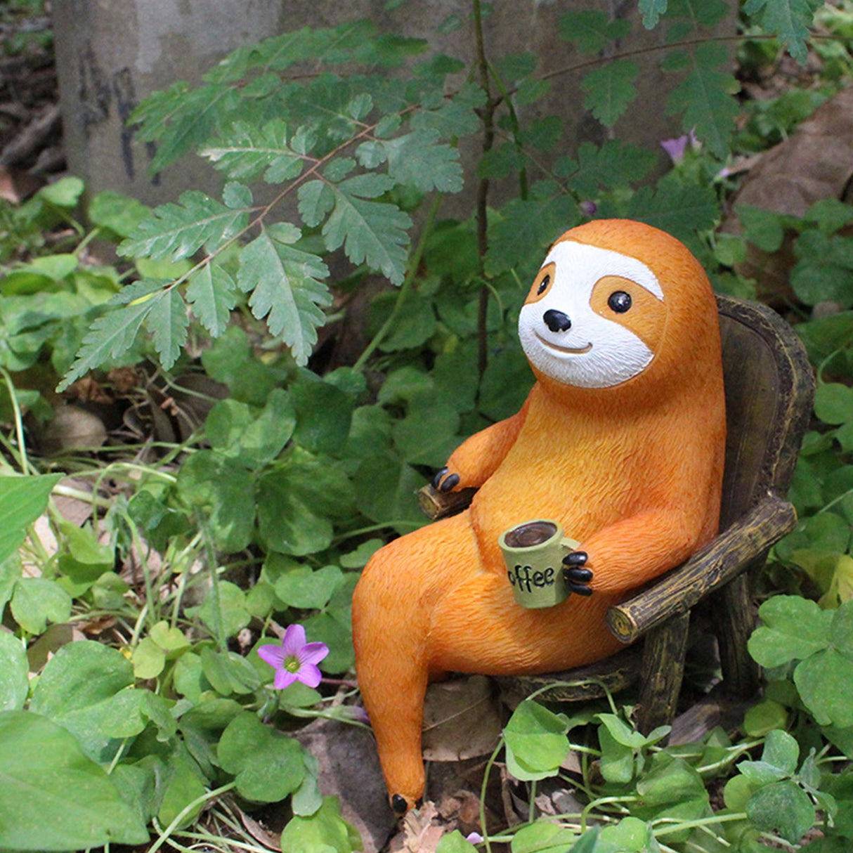 Sloth Statue Lifelike Vivid Exquisite Resin Sloth Figure Ornament Decoration for Courtyard Garden Yard